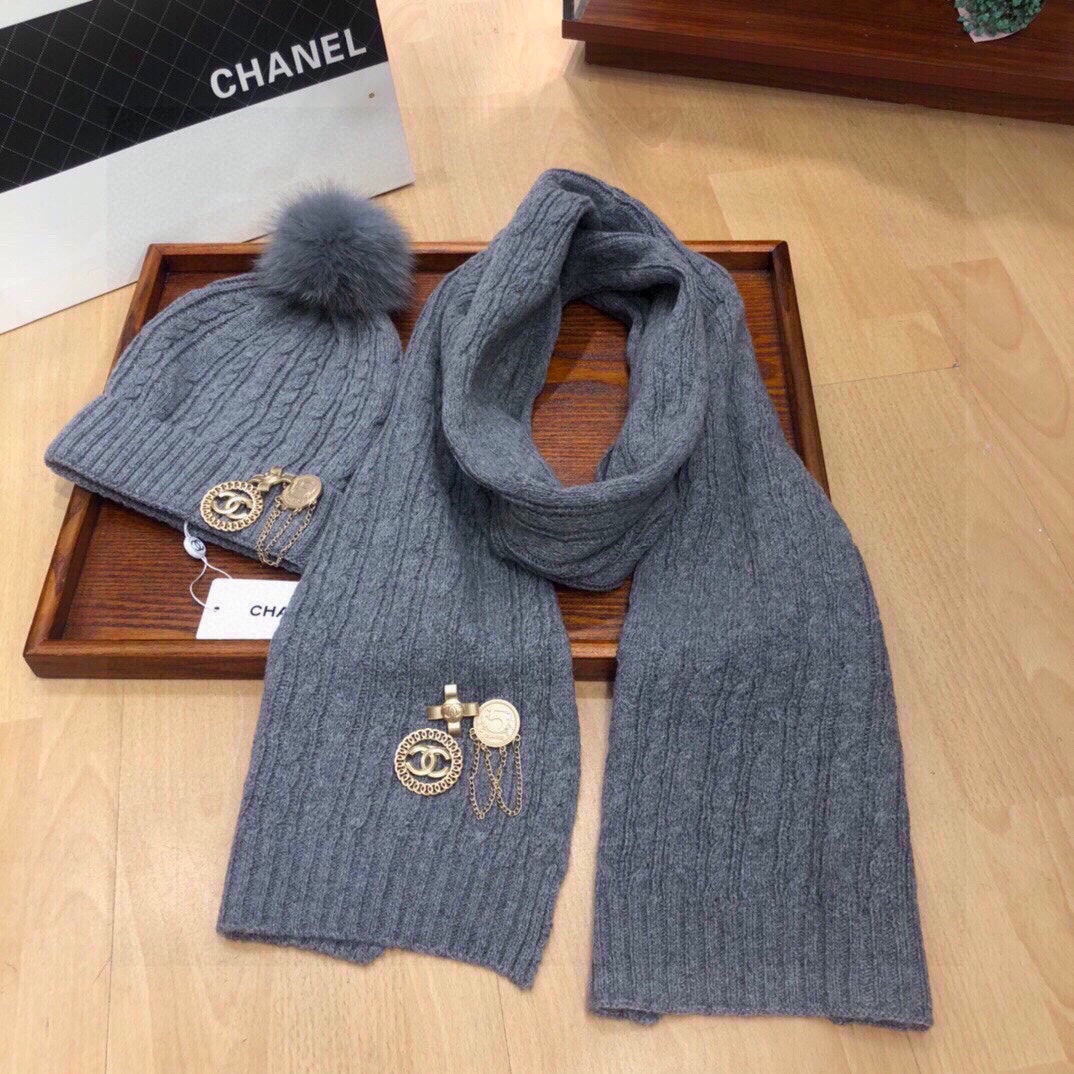ENSEMBLE TROIS PIÈCES EN CACHEMIRE GRIS REQUIN 424000 
