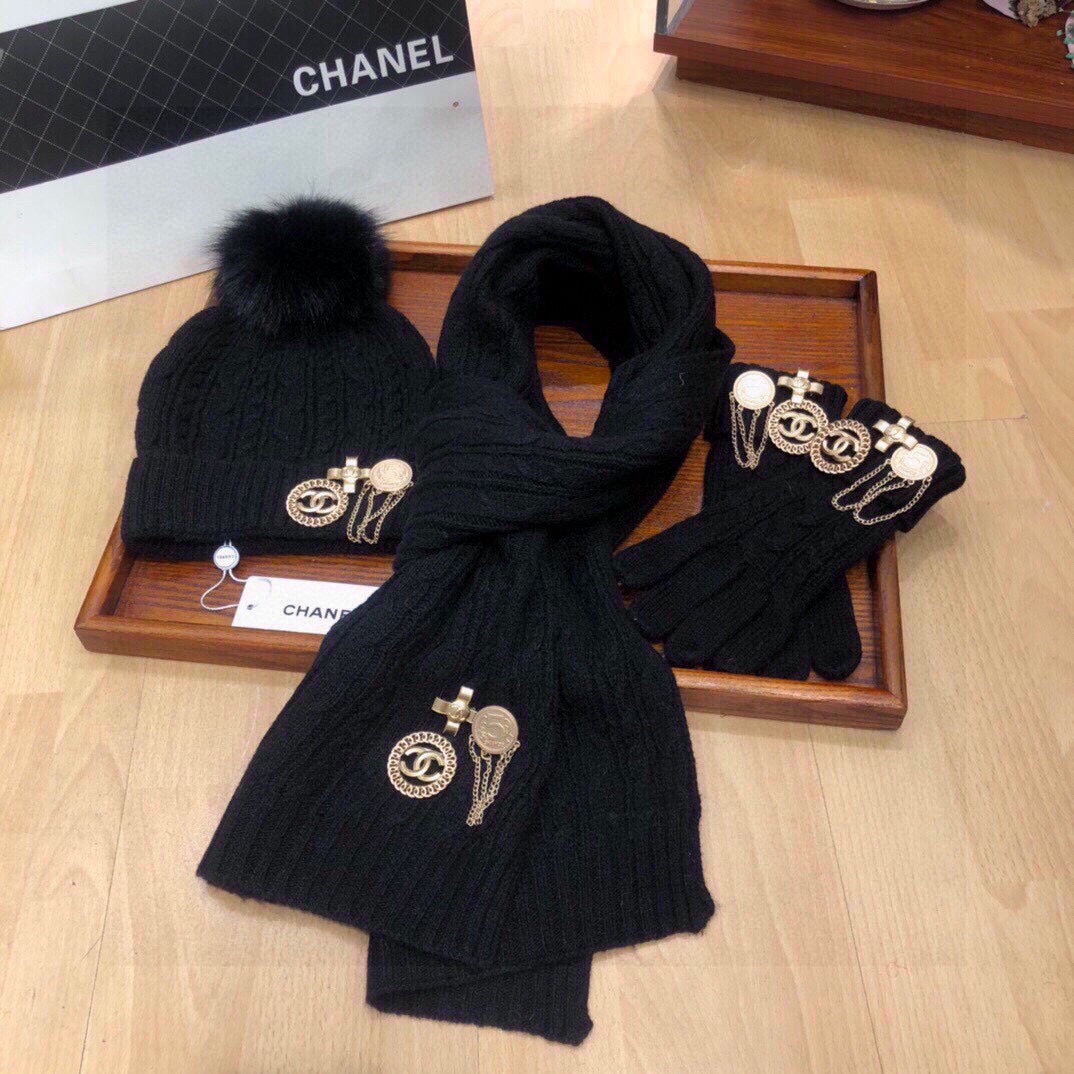 ENSEMBLE TROIS PIÈCES EN CACHEMIRE NOIR 424002 