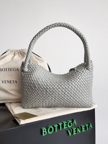Sac BV Tosca 27 en cuir de veau gris 209074, meilleure version