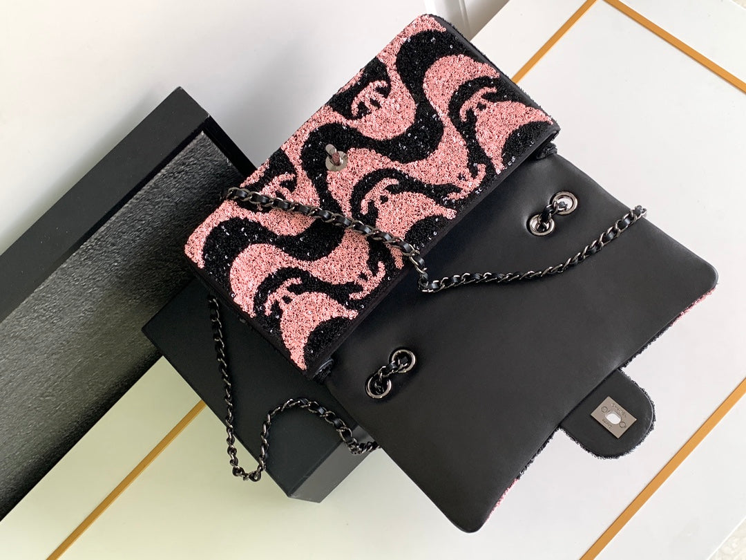 フラップバッグ ミディアム 25 ブラック ピンク スパンコール シルバー金具