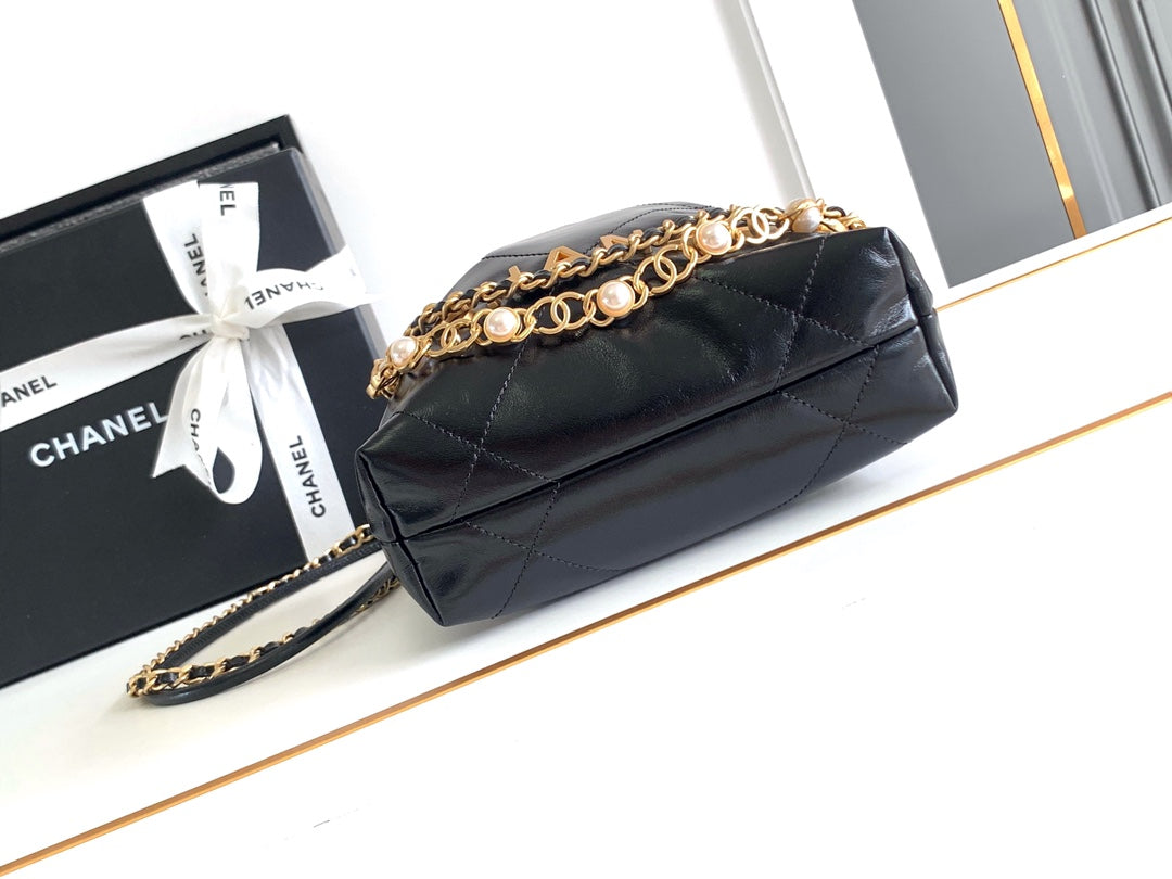 Sac hobo 24a cc 22 20 cm en cuir d'agneau noir et métal doré nacré