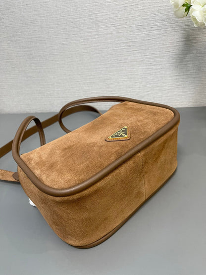SAC BOWLING 25 EN DAIM MARRON CENDRÉ ET BORDURE EN CUIR DE VEAU LOGO DORÉ
