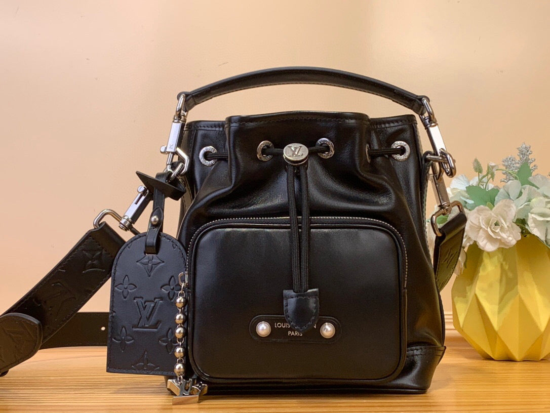 LV ノエ カーゴ Jmlt ブラック カーフスキン 205342