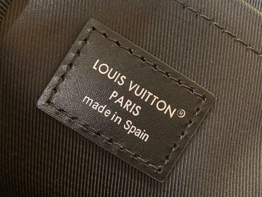 LV ノエ カーゴ Jmlt ブラック カーフスキン 205342