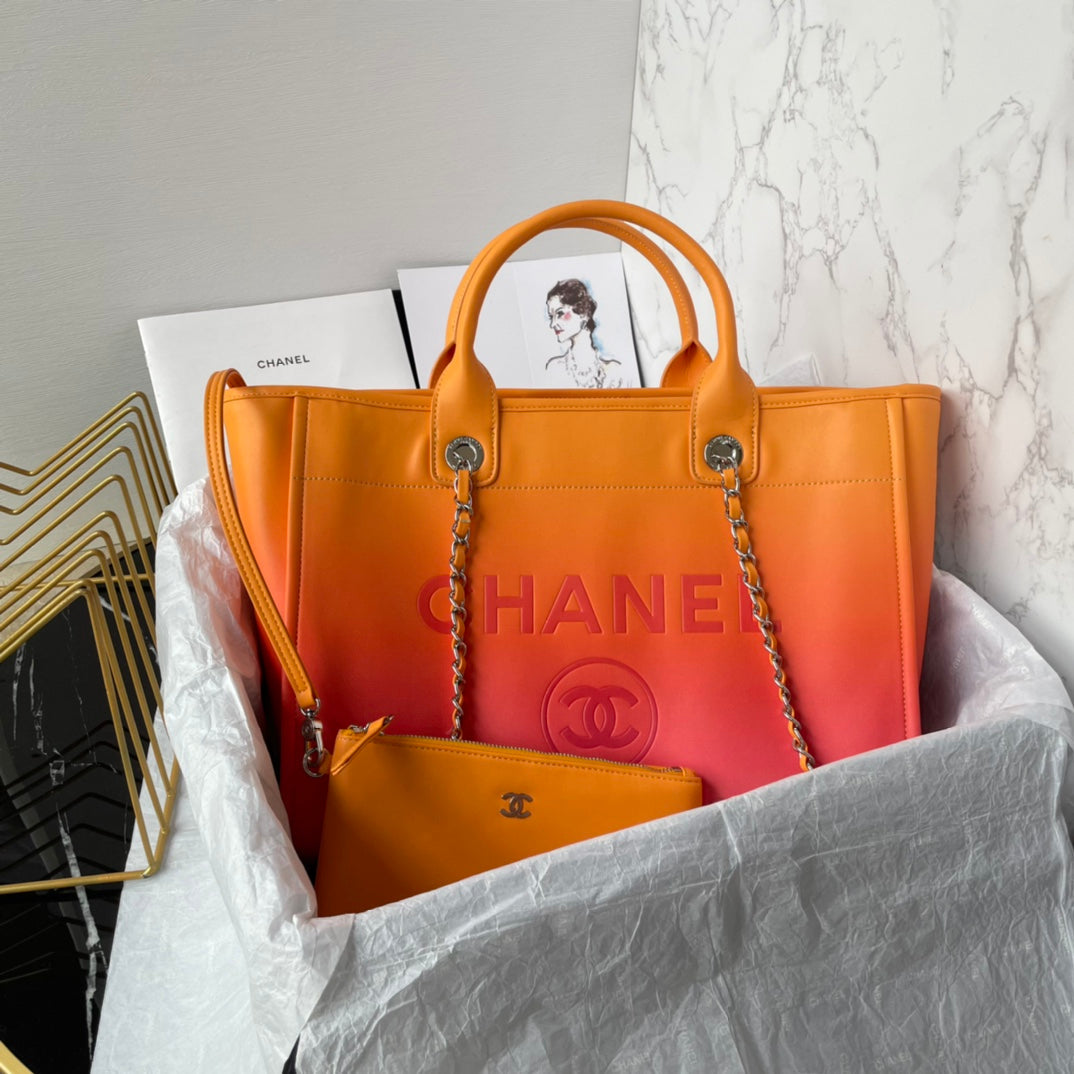 Sac shopping CC 34 cm en cuir de veau orange violet, accessoires dorés