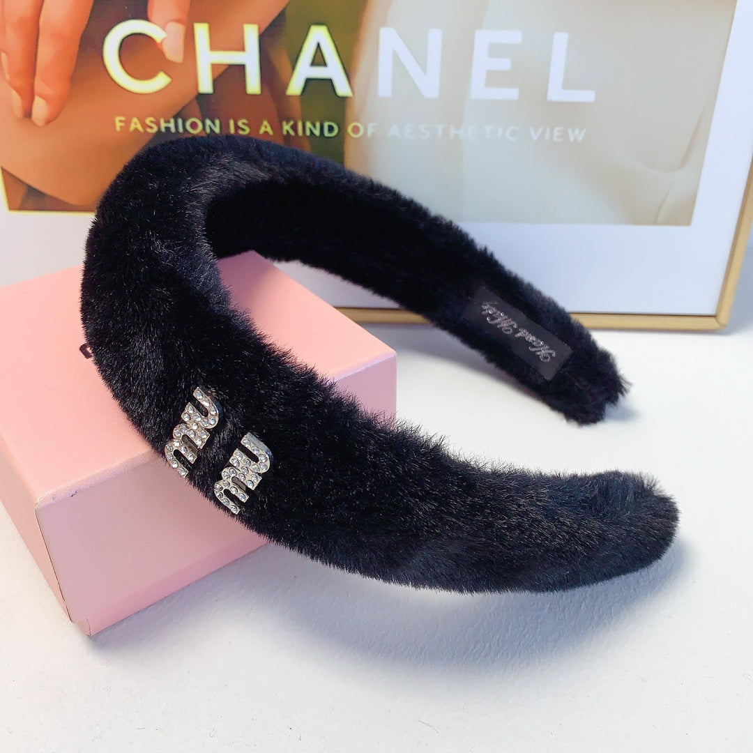 BANDEAU EN FOURRURE DE LAPIN NOIR