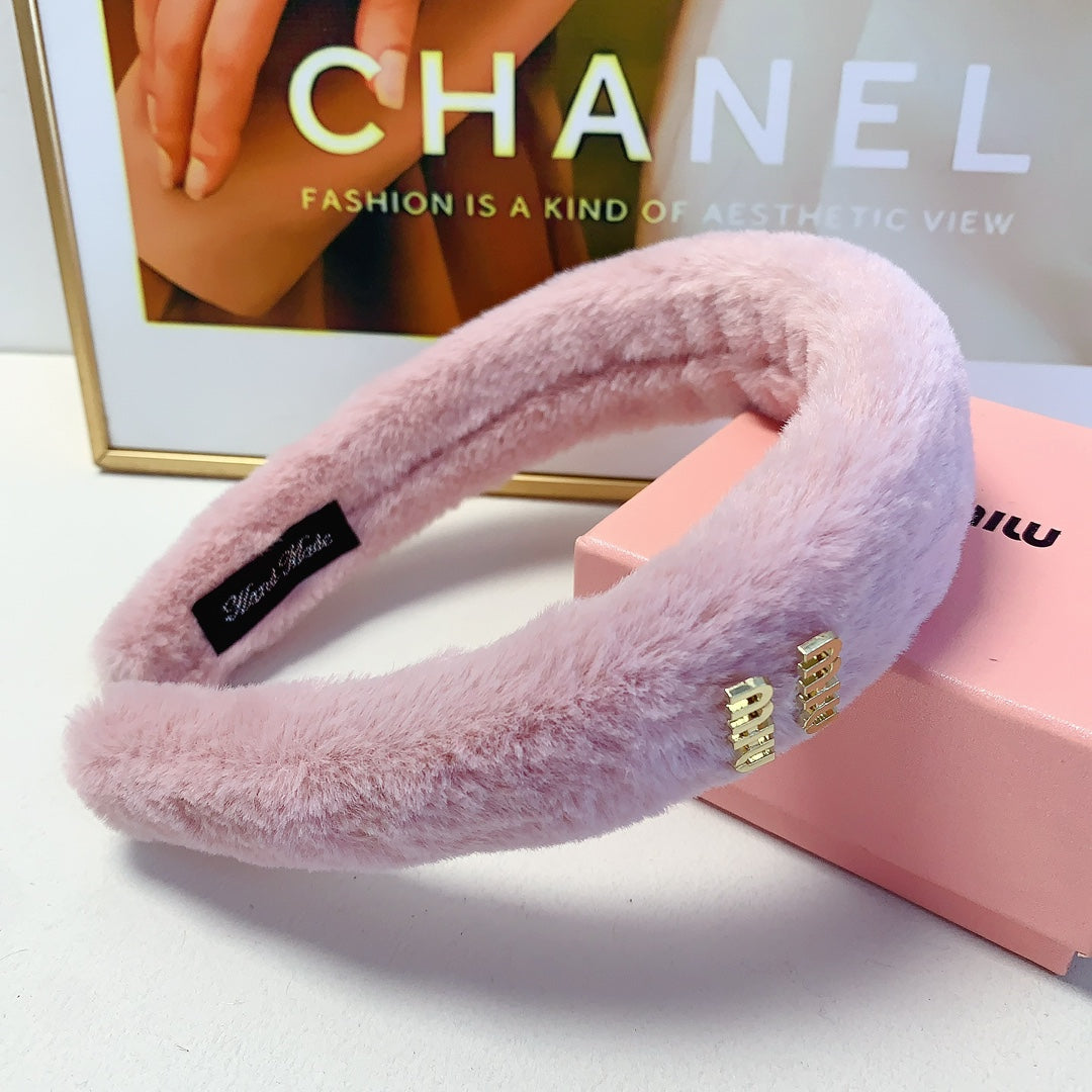BANDEAU EN FOURRURE DE LAPIN ROSE