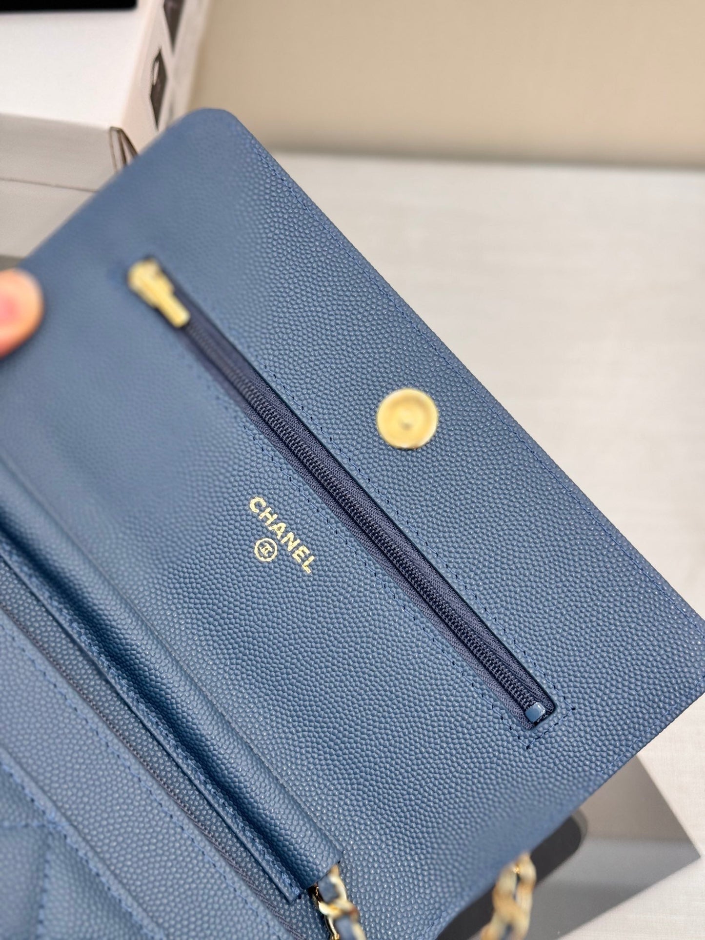 WOC 19CM BLEU JEAN CAVIAR QUINCAILLERIE OR