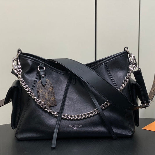 Sac à main Carry All PM 33,5 en cuir noir avec chaîne argentée