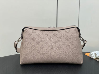 ハンドイットオールPM 29cm ダークベージュ マヒナ カーフスキン