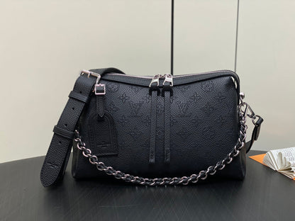 Hand it all pm 29 cm cuir de veau Mahina noir