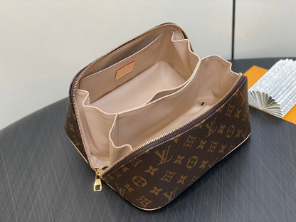 ブラウンモノグラムキャンバス トイレタリーバッグ 24インチ