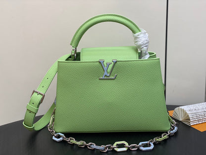 カプシーヌ mm 31.5 グリーン トリヨンレザー ターコイズ シルバー金具