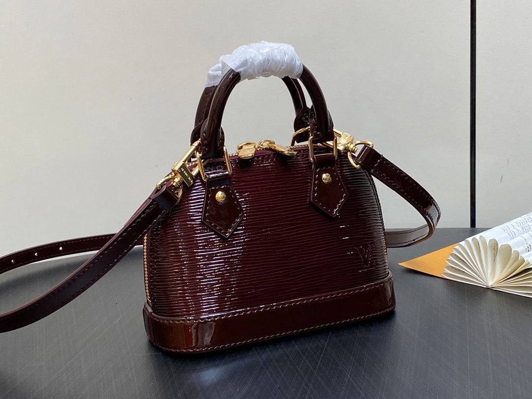 alma nano 18 cuir de veau épi rouge bordeaux 