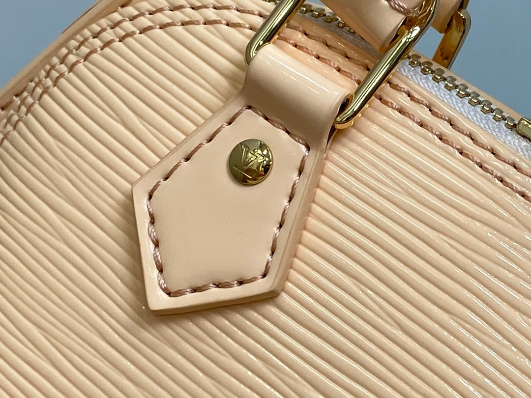 alma nano 18 beige epi calfskin