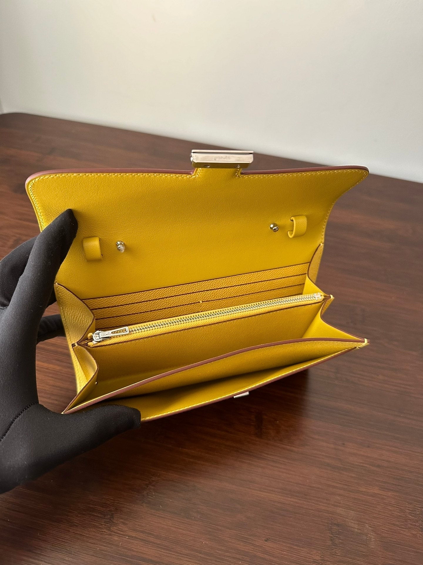 CONSTANCE TO GO 20.5 JAUNE EPSOM ARGENT QUINCAILLERIE 
