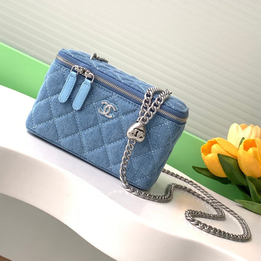 Vanité CC 24 carats 18 cm Bleu Denim Quincaillerie argentée 