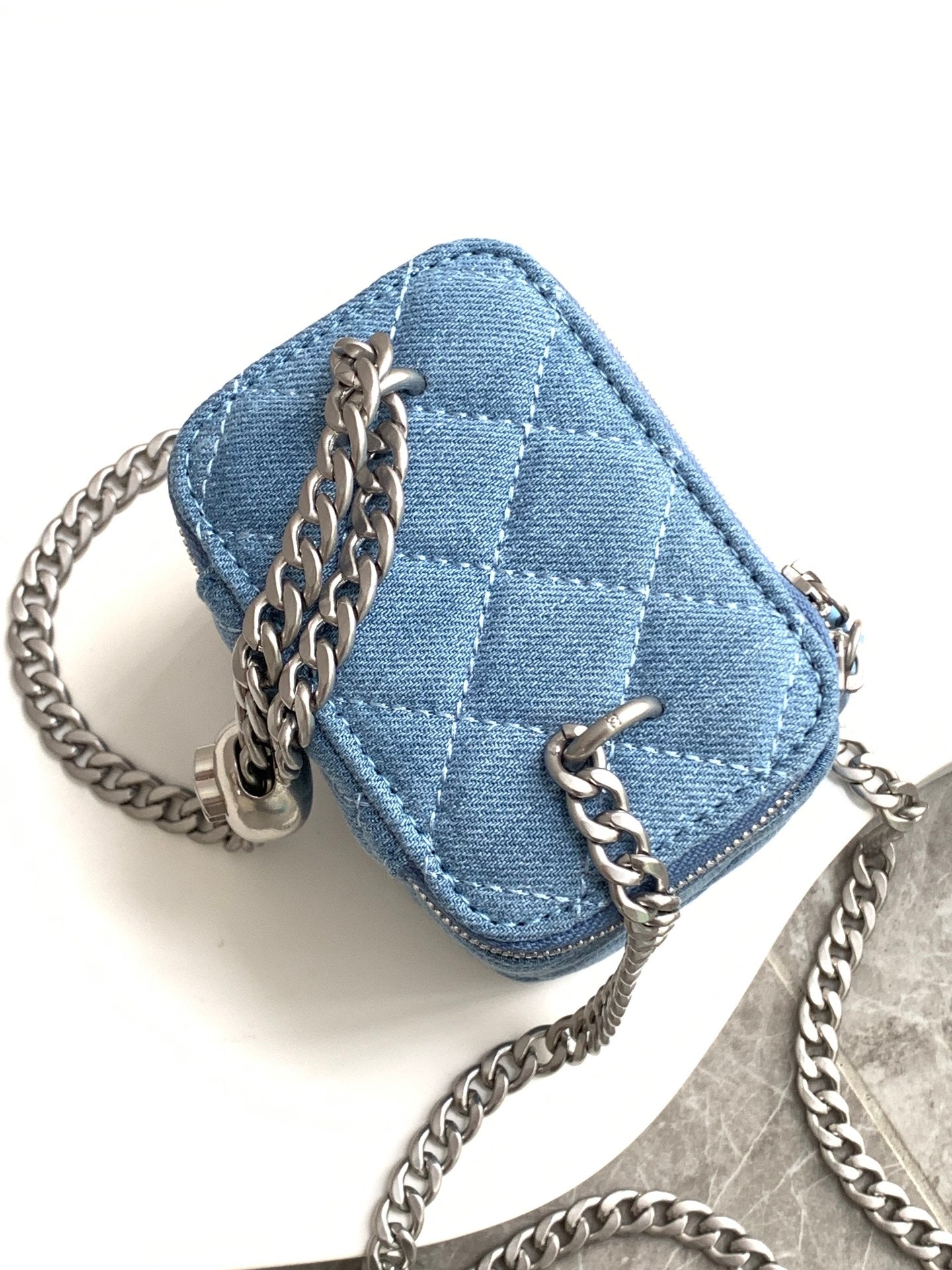 Vanité CC 24 carats 11 cm Bleu Denim Quincaillerie argentée 