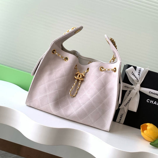 Sac Hobo CC 25C 30 cm en daim rose clair