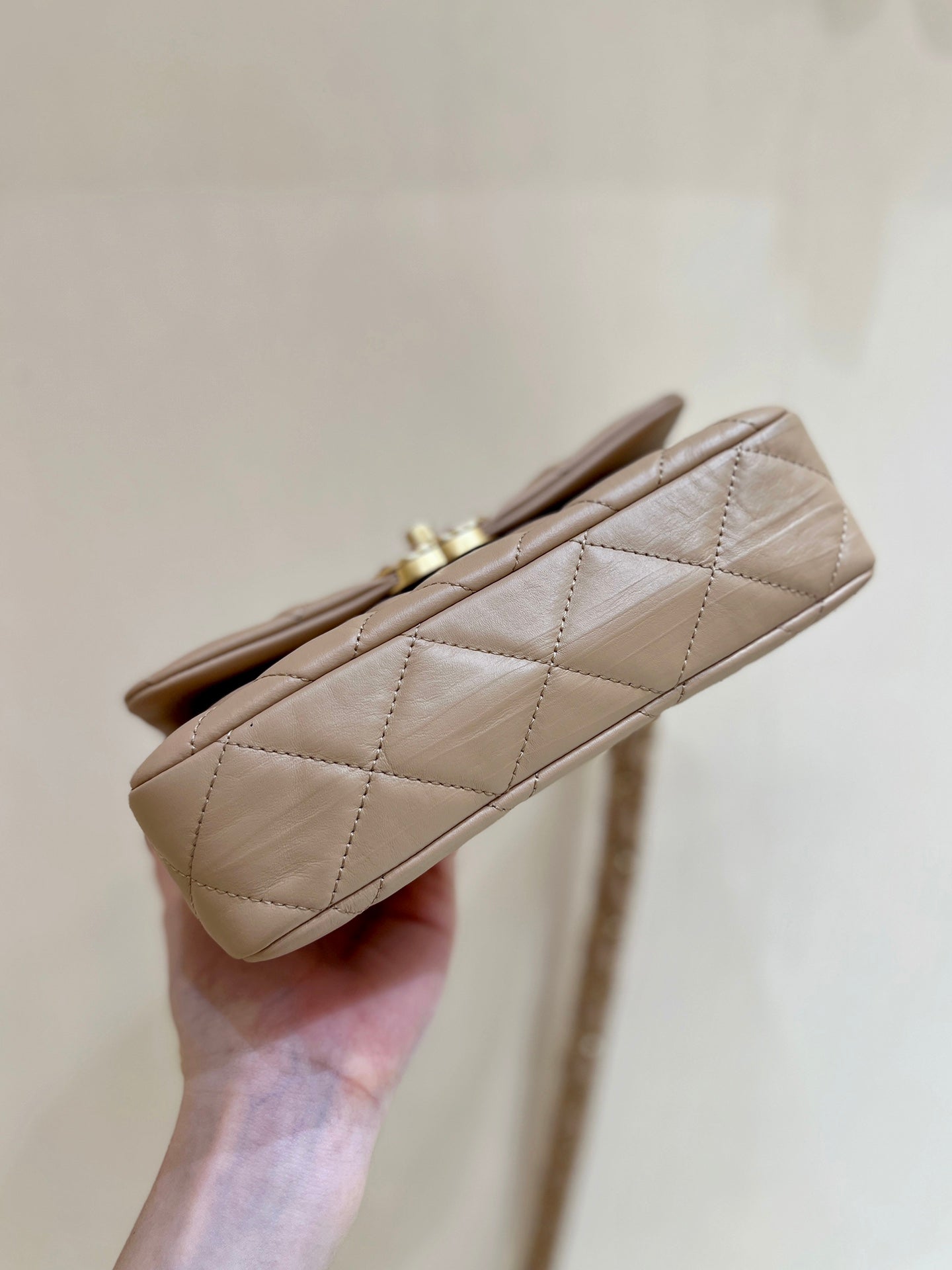 19 SAC À RABAT 20 CUIR DE VEAU BEIGE BODIN QUINCAILLERIE DORÉ 