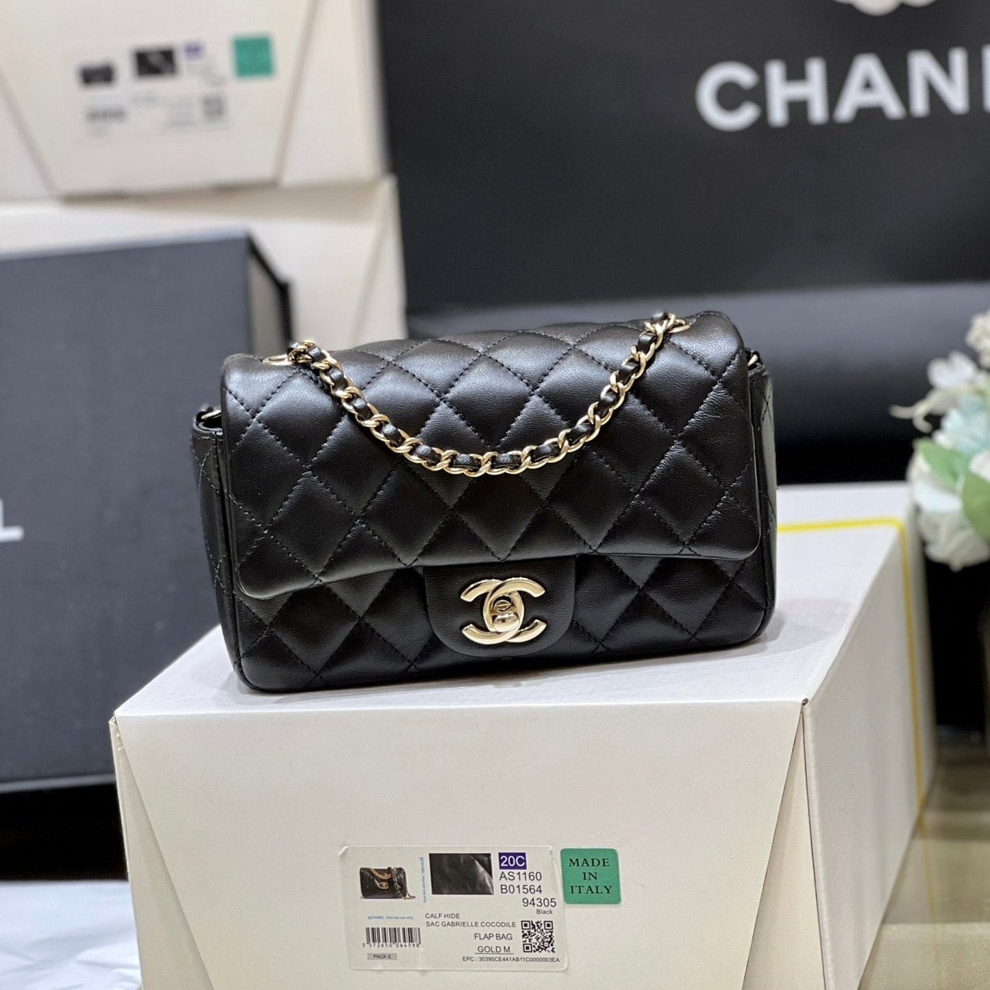 CC 24K ミニフラップバッグ 18cm ブラック ラムスキン シルバー金具