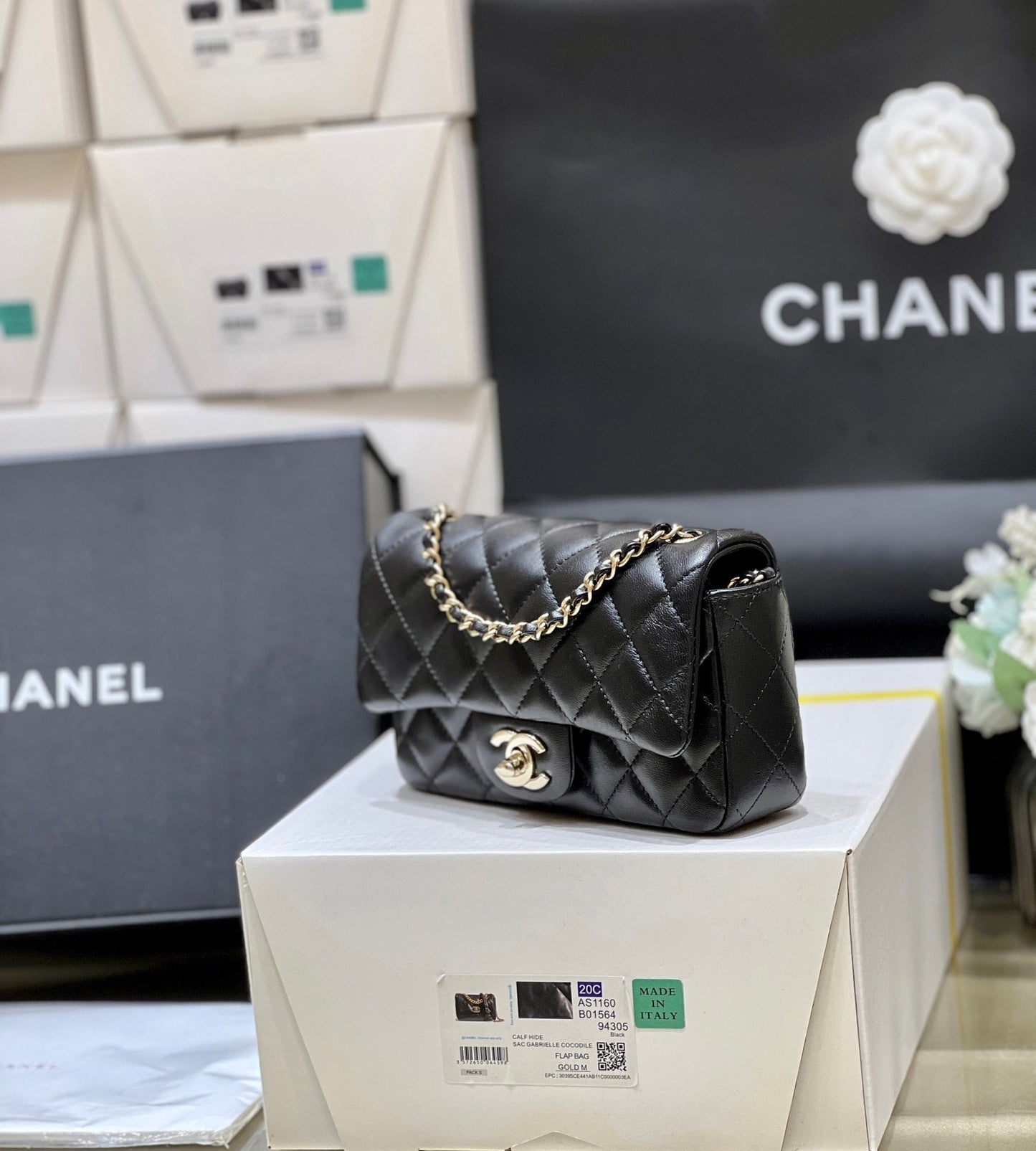 CC 24K ミニフラップバッグ 18cm ブラック ラムスキン シルバー金具