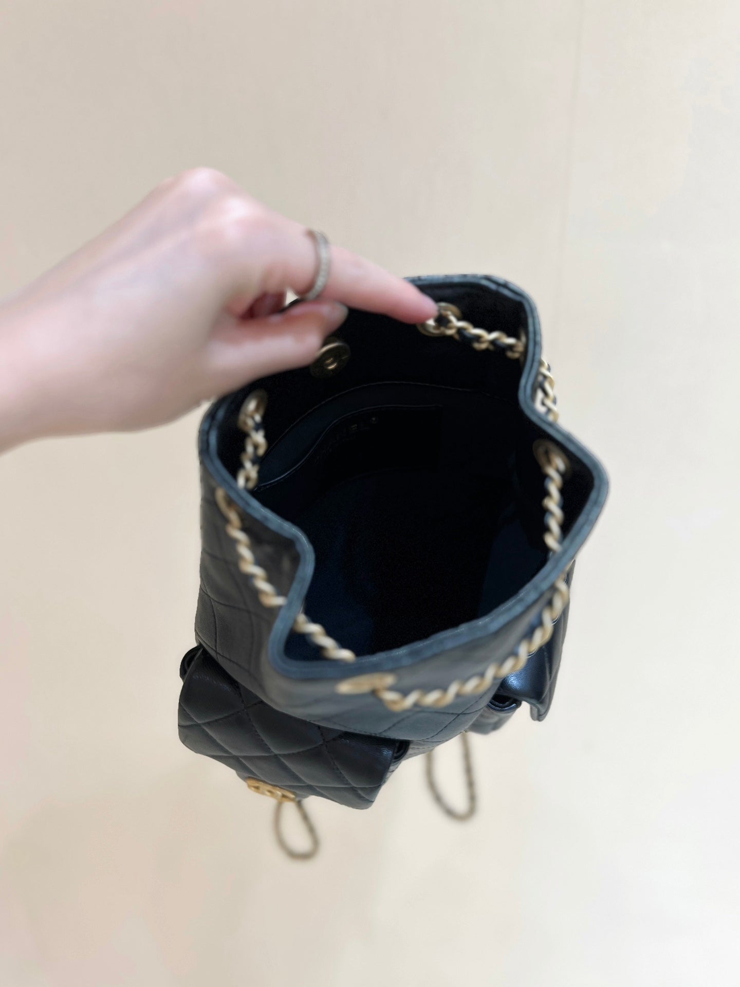 25C バックパック 18cm ブラック カーフシン ゴールド金具