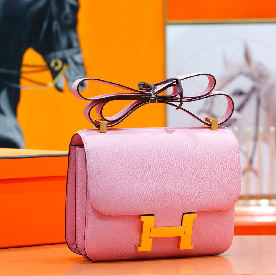 Constance 24 cuir Epsom rose et quincaillerie argentée