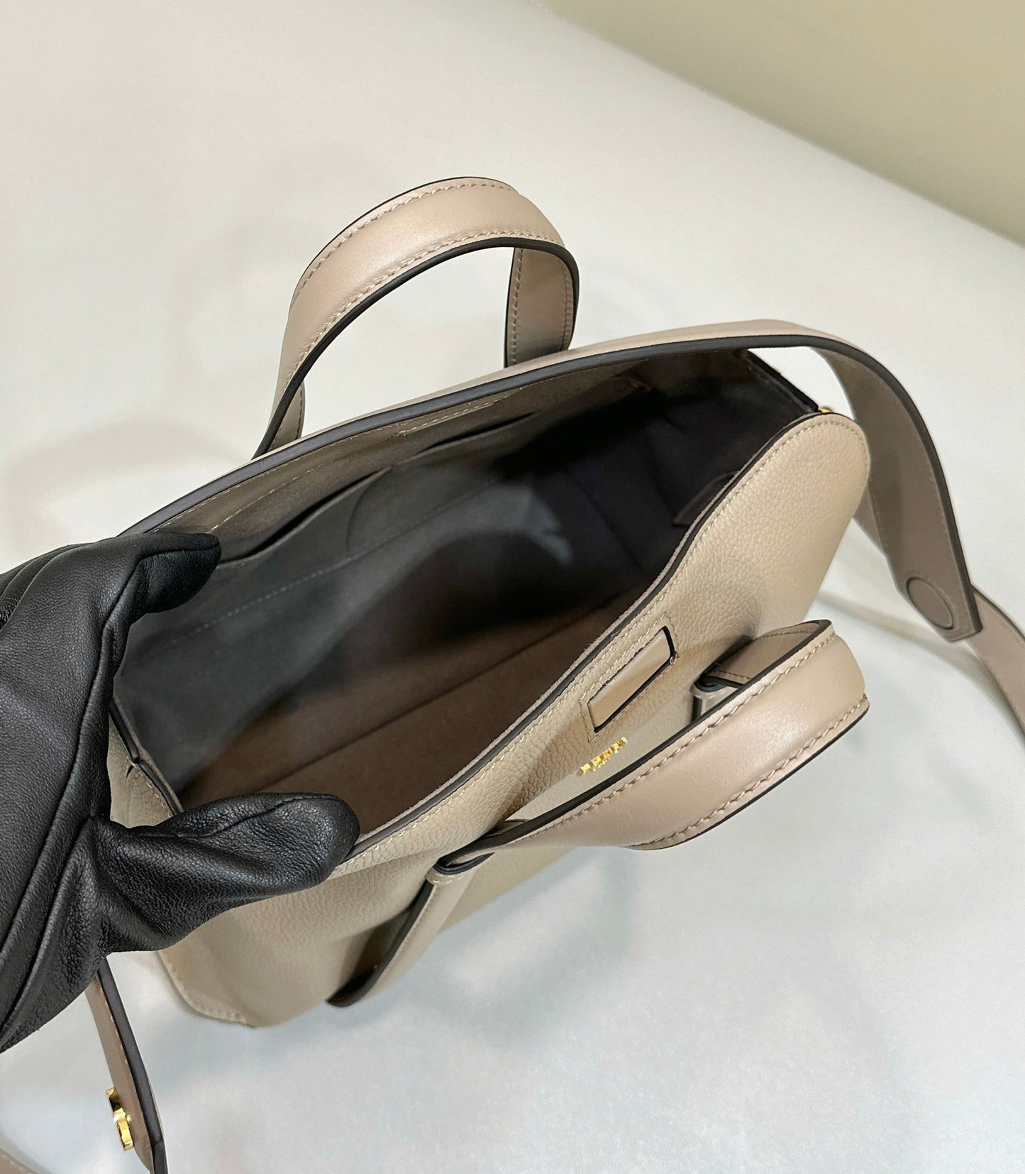 SAC FENDI 27 EN CUIR DE VEAU MARRON BRUN AVEC QUINCAILLERIE DORÉ