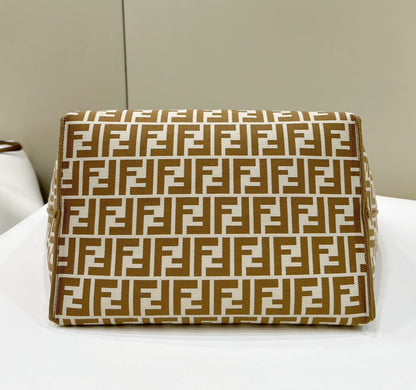 Sac cabas Fendi Roll 33 en toile blanche mélangée marron cacahuète