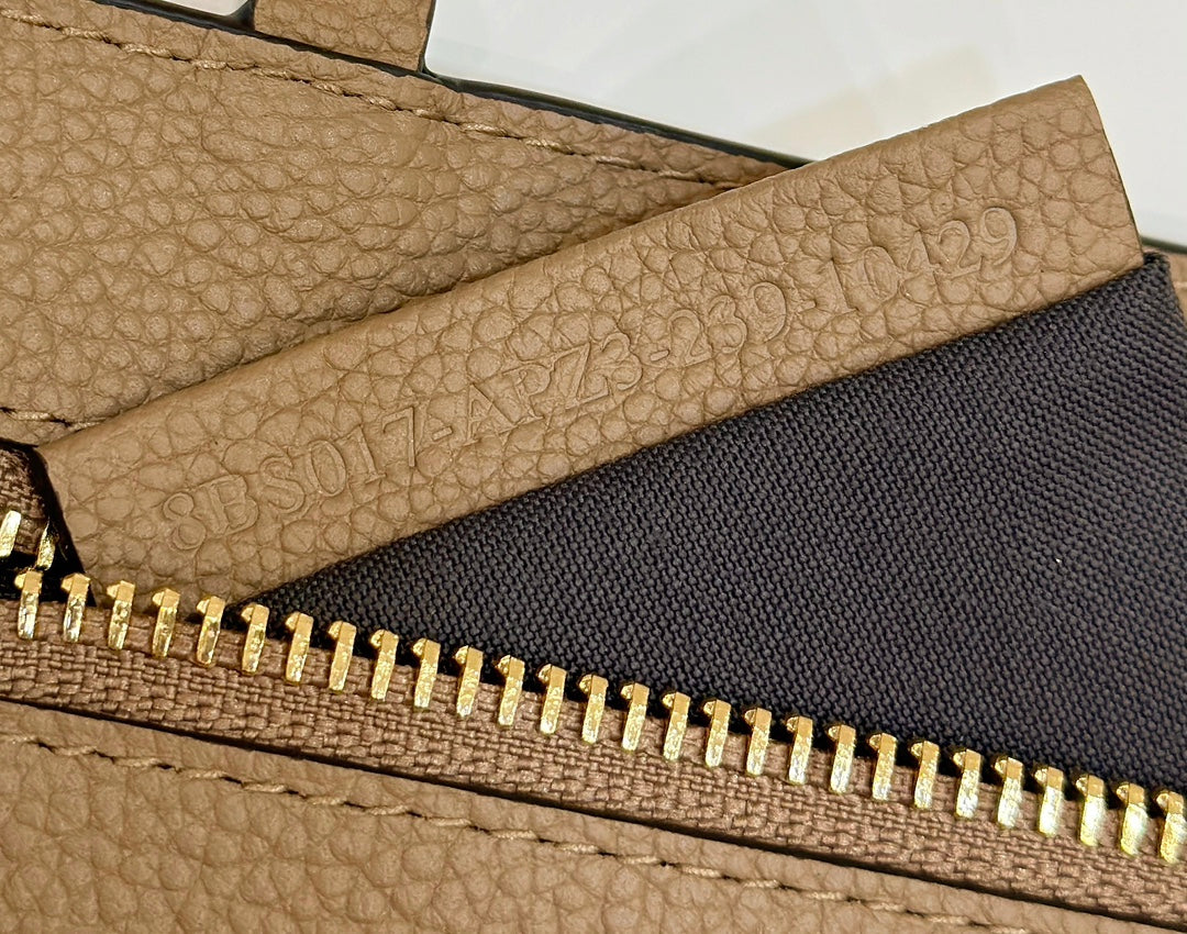 Sac cabas Fendi Roll 22 en toile bleu nuit et blanc mélangés