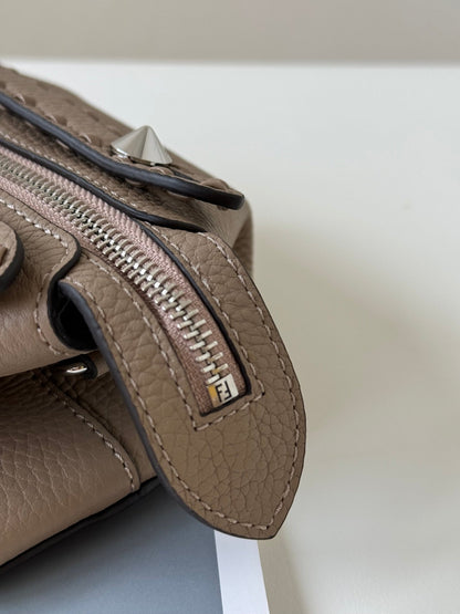 BY THEWAY SELLERIA MINI 20 EN CUIR DE VEAU GRAINÉ MARRON MOYEN