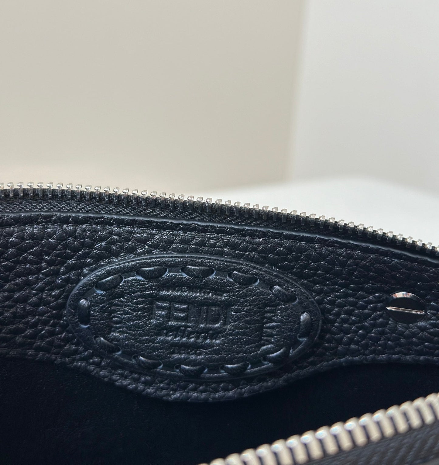 BY THE WAY SELLERIA PETIT SAC 20 EN CUIR DE VEAU NOIR