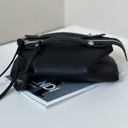 BY THE WAY SELLERIA PETIT SAC 20 EN CUIR DE VEAU NOIR