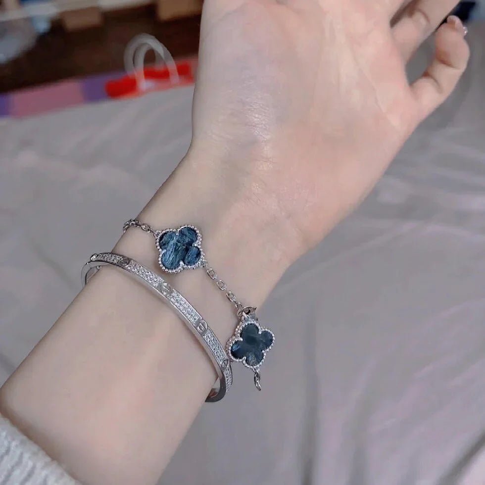 CLOVER 5 MOTIF PIETERSITE BRACELET COLLECTION