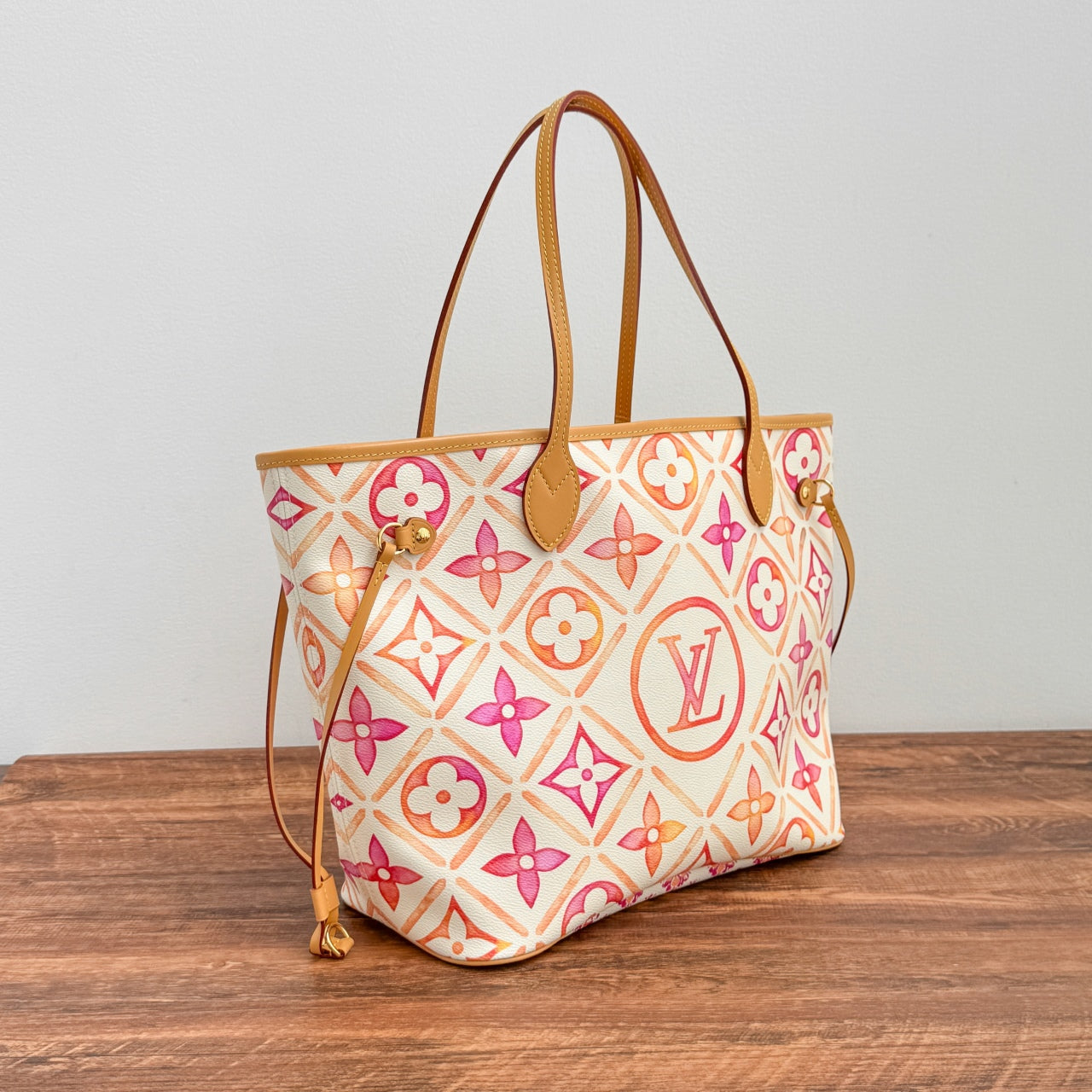Sac à dos Neverfull mm 31 cm en toile monogrammée corail