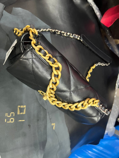 フラップバッグ 26cm ゴールド金具 ブラックカーフスキン