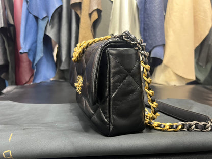 フラップバッグ 26cm ゴールド金具 ブラックカーフスキン