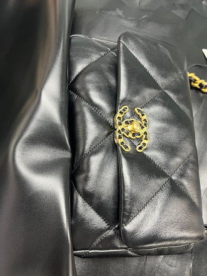 フラップバッグ 26cm ゴールド金具 ブラックカーフスキン