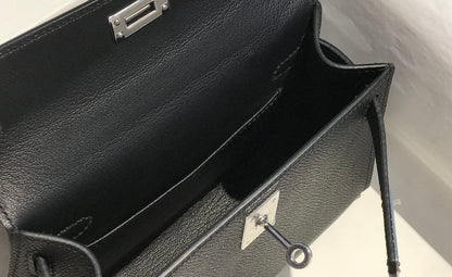 HM KELLY MINI 20 NOIR EPSOM QUINCAILLERIE ARGENTÉE
