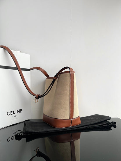 スモールバケット キュイール トリオンフ 24cm ストライプ柄テキスタイルとタンカーフスキン