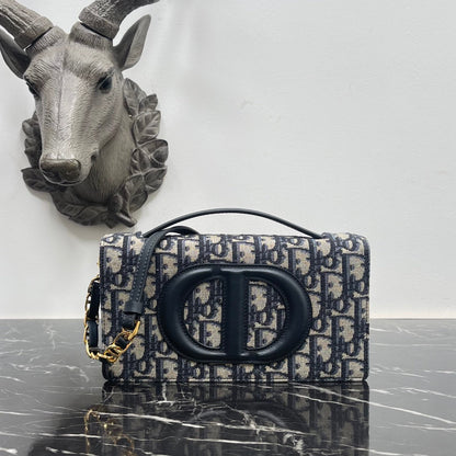 CDシグネチャー 21cm ブルー 斜め刺繍
