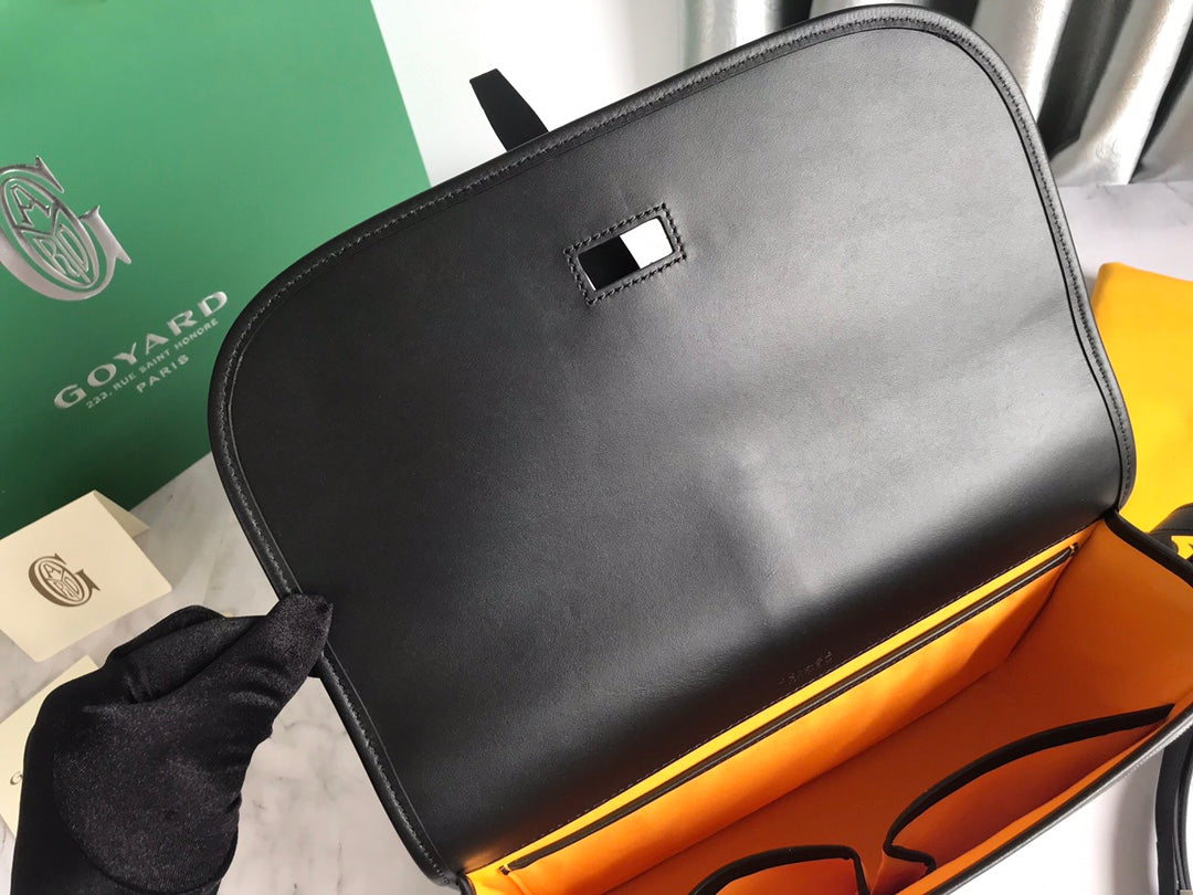 ベルヴェデーレ MMバッグ 28cm ブラックキャンバス