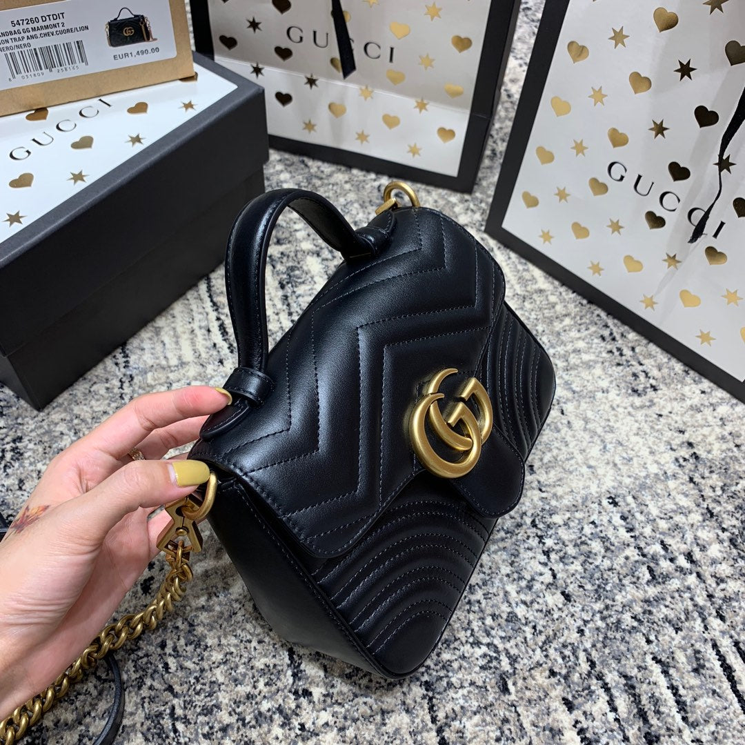 Mini-sac à main GG Marmont 21 cm en cuir de veau noir et accessoires dorés