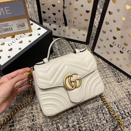Mini-sac à main GG Marmont 21 cm en cuir de veau blanc et accessoires dorés