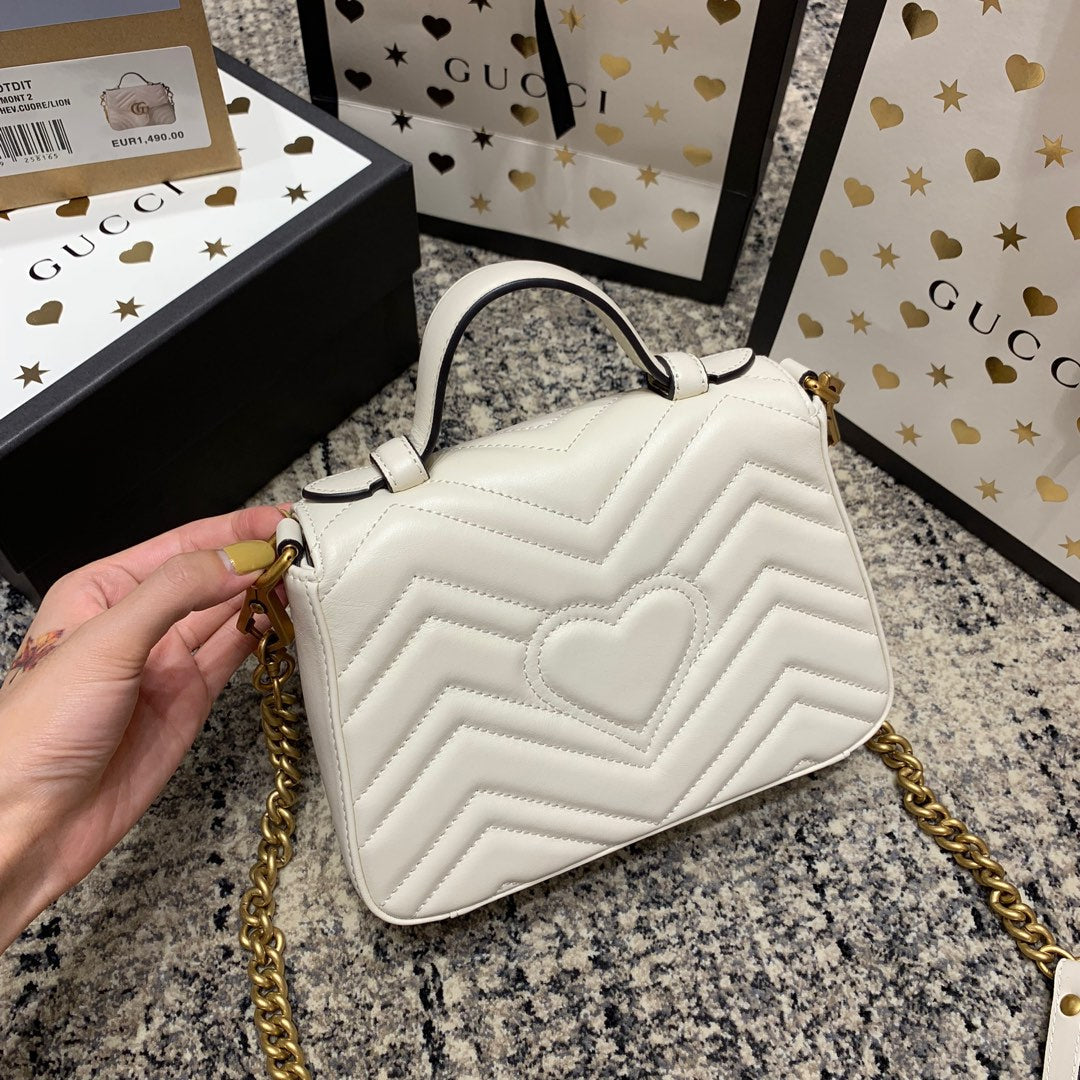 Mini-sac à main GG Marmont 21 cm en cuir de veau blanc et accessoires dorés