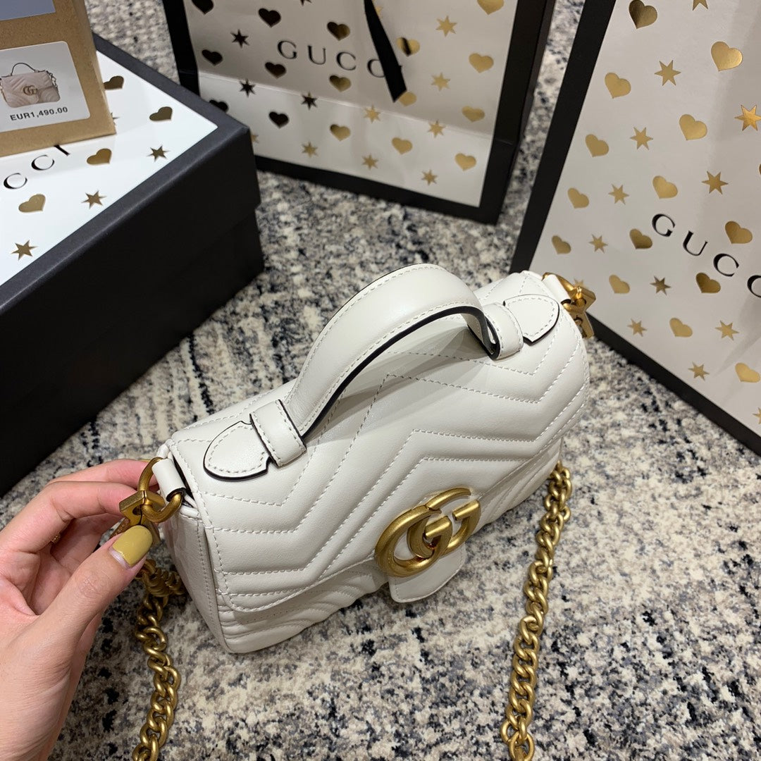 Mini-sac à main GG Marmont 21 cm en cuir de veau blanc et accessoires dorés