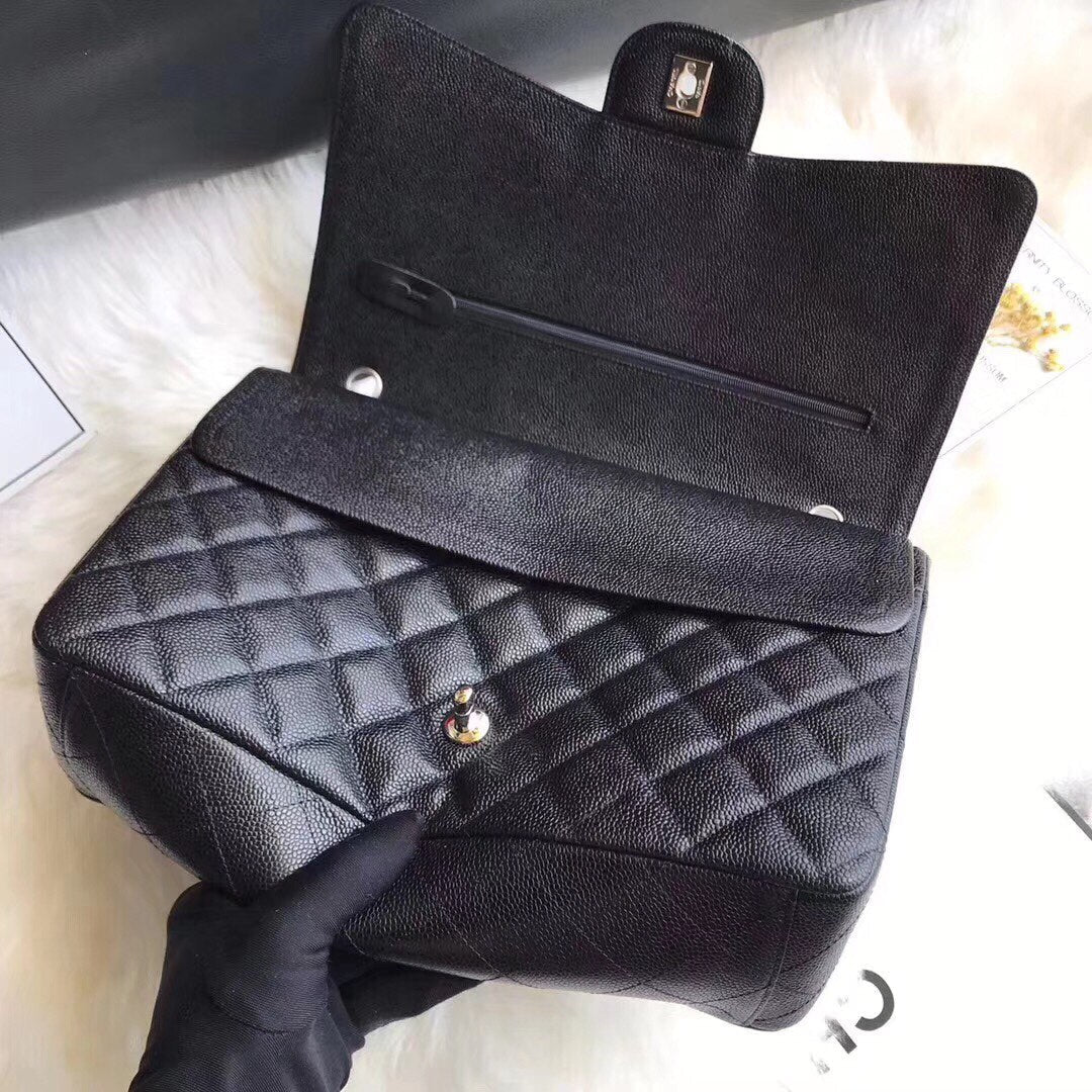 フラップバッグ 33cm ブラックキャビア シルバー金具